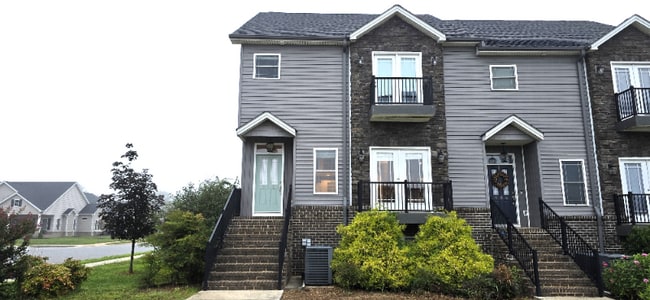 990 Brewington Dr