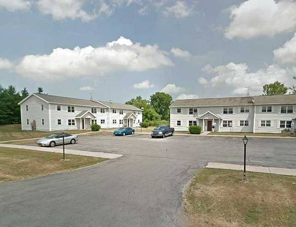 Sanborn Meadow Apartments in Sanborn, NY - Building Photo