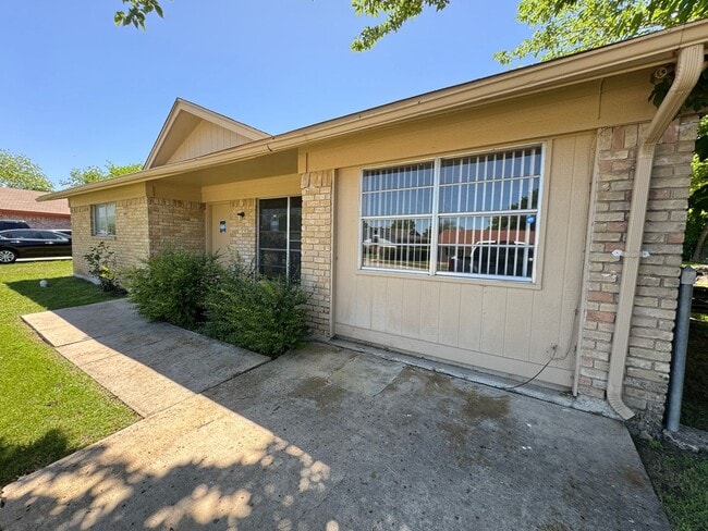 1526 Leader Dr in Killeen, TX - Building Photo - Building Photo