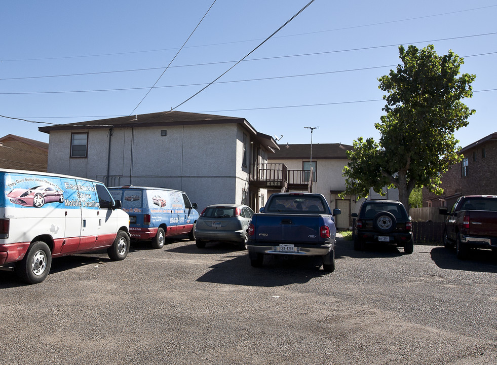 454 Galveston in Brownsville, TX - Building Photo