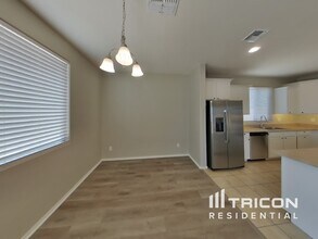 10555 W Crown King Rd in Tolleson, AZ - Building Photo - Building Photo