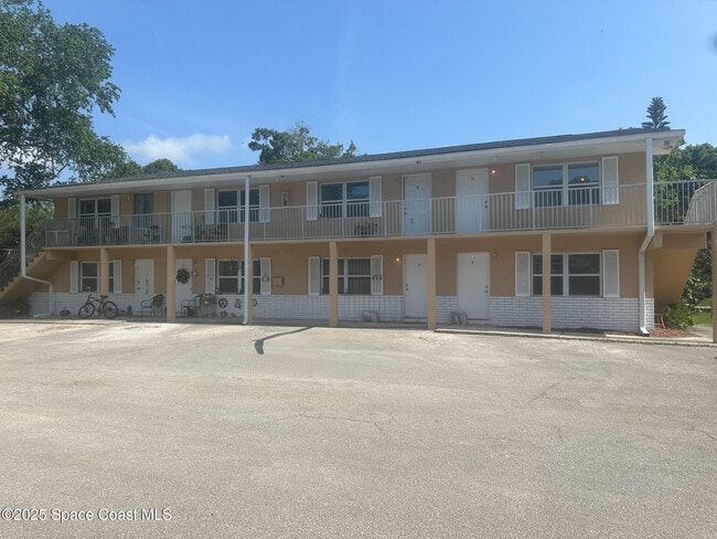 property at 89 NW Irwin Ave