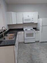 3627 Tanner Ln in Waycross, GA - Foto de edificio - Building Photo