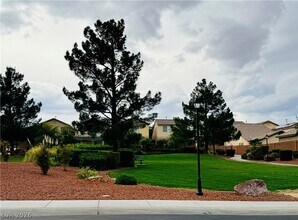 9621 Sharp Horn Ct in Las Vegas, NV - Building Photo - Building Photo