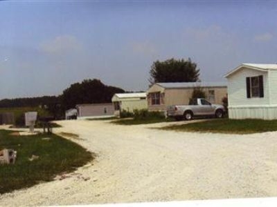 Apple Valley Mobile Home Park in Sparta, MO - Building Photo