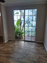 9388 Lake Chase Island Way, Unit 9388 in Tampa, FL - Building Photo - Building Photo