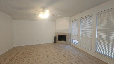 2100 Cantura Dr in Mesquite, TX - Building Photo - Building Photo