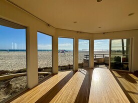3505 Ocean Front Walk, Unit 3505 in Marina Del Rey, CA - Building Photo