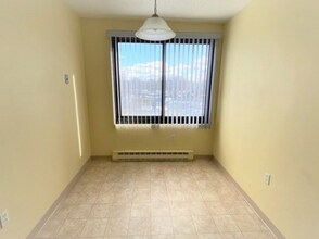 51 Melrose St, Unit 3F in Melrose, MA - Building Photo - Building Photo