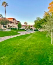 10410 N Cave Creek Rd in Phoenix, AZ - Building Photo - Building Photo