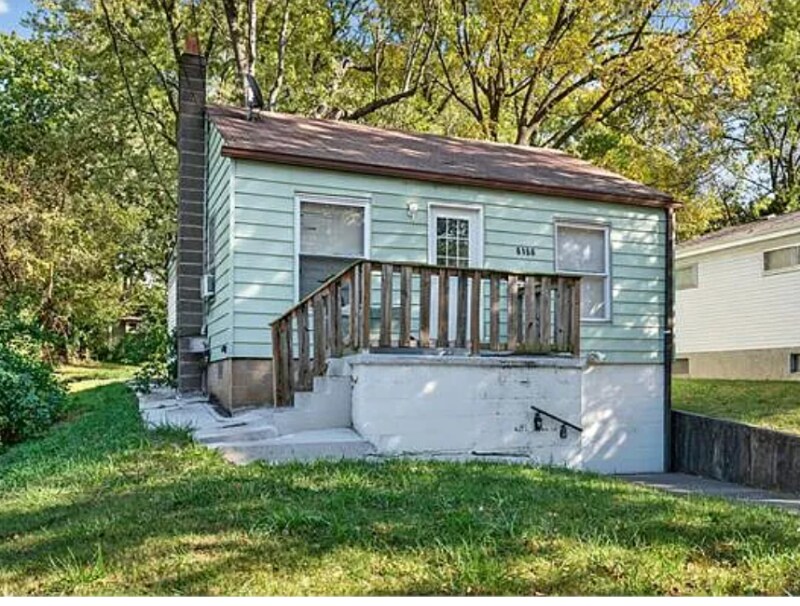 6166 Emerald Ave in Ferguson, MO - Building Photo