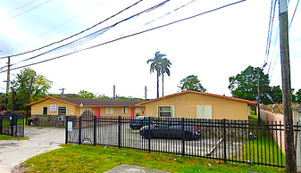 2924 NW 132nd Ter, Unit #2924 in Opa Locka, FL - Building Photo