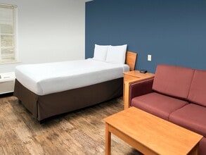 Furnished Studio-Las Cruces in Las Cruces, NM - Foto de edificio - Building Photo