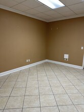 1472 S Mayo Trl, Unit 2 in Pikeville, KY - Building Photo - Building Photo