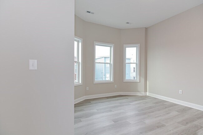 5 John St in Chelsea, MA - Building Photo - Building Photo