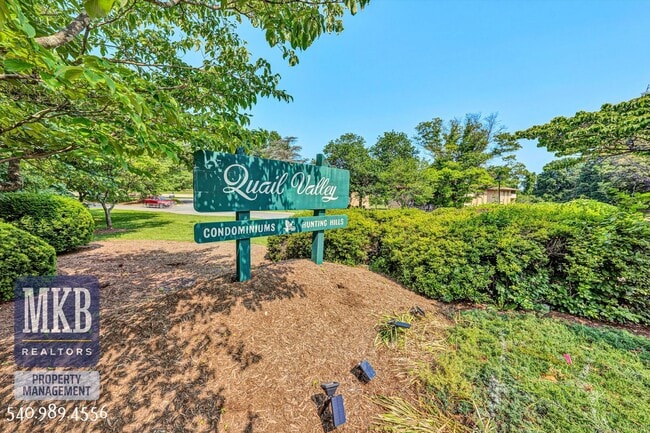 5260 Crossbow Cir in Roanoke, VA - Foto de edificio - Building Photo