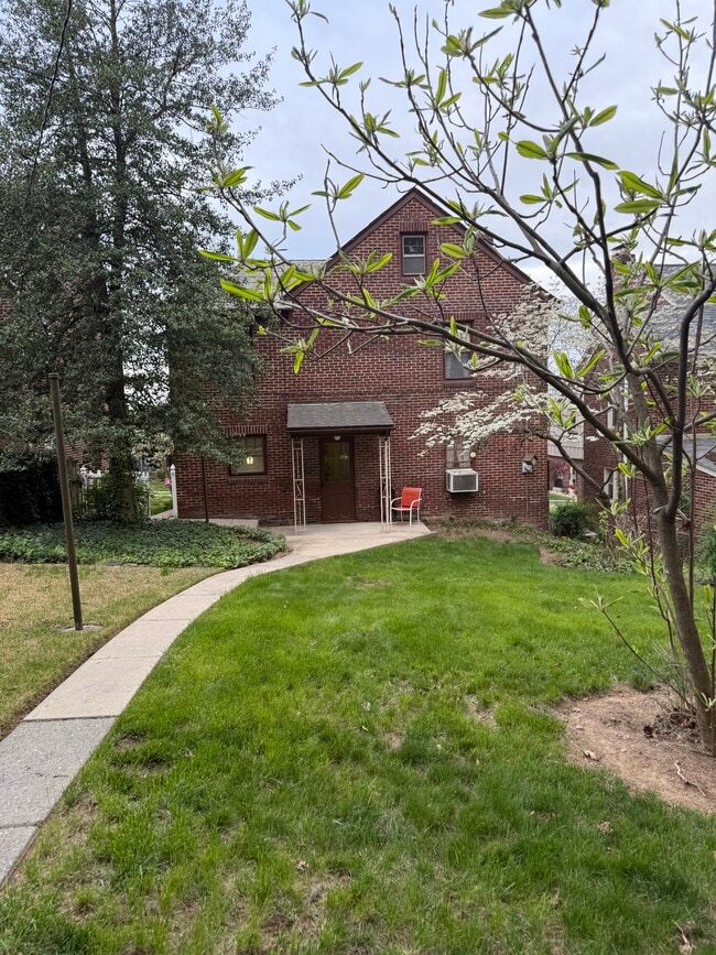 741 Florida Ave in York, PA - Building Photo - Building Photo