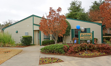 Laurelwood in Huntsville, AL - Building Photo - Building Photo