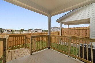 129 Marigold Pl in San Antonio, TX - Building Photo - Building Photo