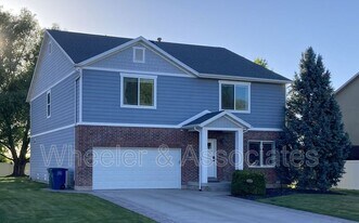 1928 Endicott Cir in Kaysville, UT - Building Photo
