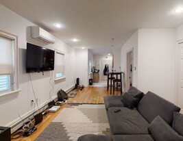 164 L St, Unit 2 in Boston, MA - Building Photo