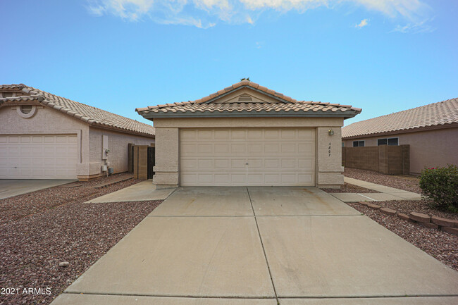 property at 4807 W Ponderosa Ln