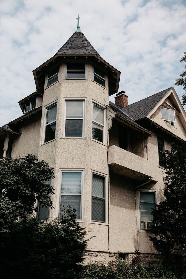 2117 Colfax