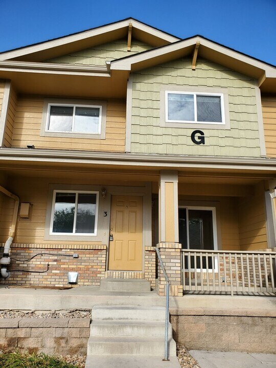 2702 Rigden Pkwy in Fort Collins, CO - Building Photo