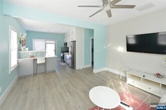 117 Lake St in Bergenfield, NJ - Building Photo - Building Photo