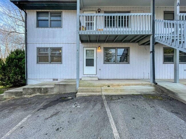 20 Brookdale Rd in Asheville, NC - Building Photo - Building Photo