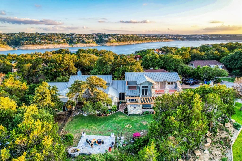 18500 Lakehead Cir in Lago Vista, TX - Building Photo