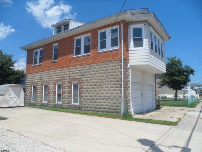 property at 5705 Edgewater Ave