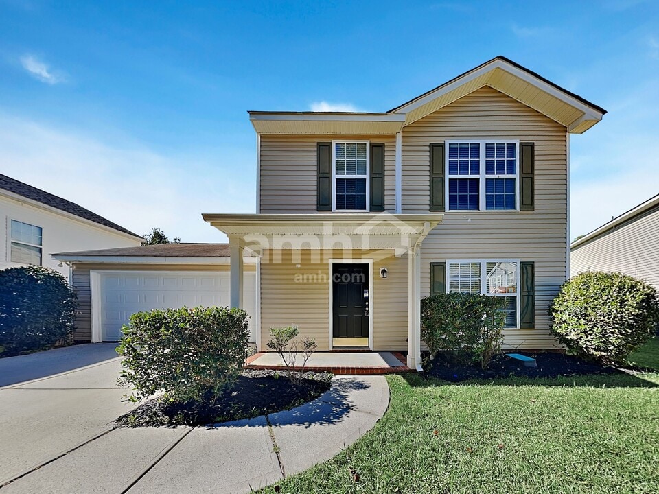 4945 Hopewood Ln in Charlotte, NC - Building Photo