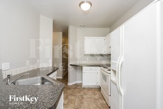 5180 Prime Terrace in North Port, FL - Building Photo - Building Photo