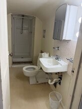 314 W Crawford St, Unit 314B in Salina, KS - Foto de edificio - Building Photo