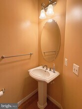331 Parkview Ave in Gaithersburg, MD - Building Photo - Building Photo