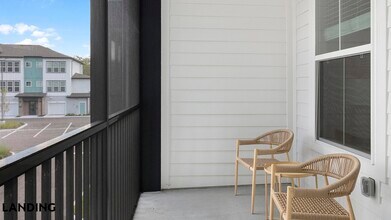 4902 Cosmos Cir, Unit 207 in Wimauma, FL - Foto de edificio - Building Photo