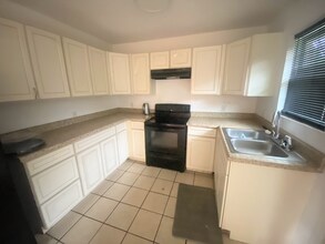 4106 2nd St in Moss Point, MS - Building Photo - Building Photo