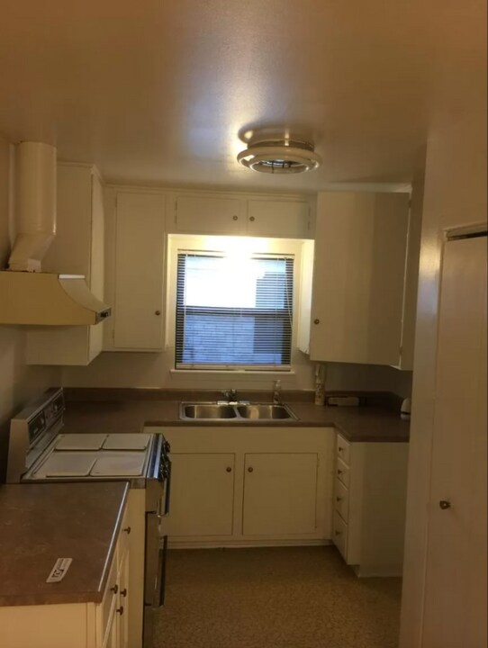558 Artemis Dr in San Antonio, TX - Building Photo