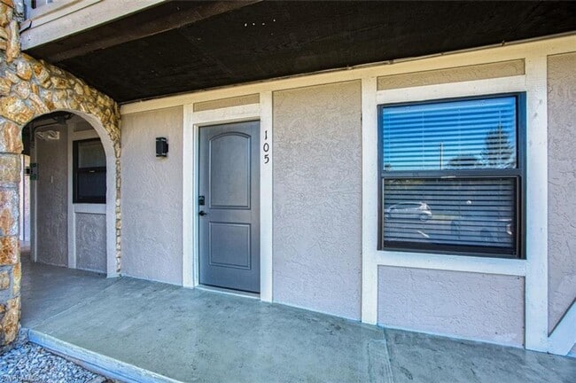 property at 10022 Oxfordshire Ln SW