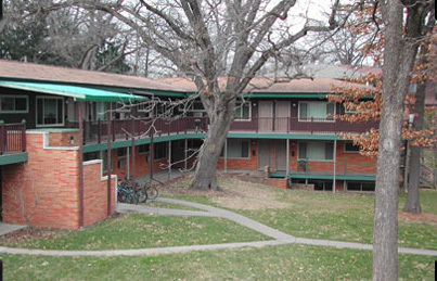 202 Ellis Ave in Iowa City, IA - Foto de edificio