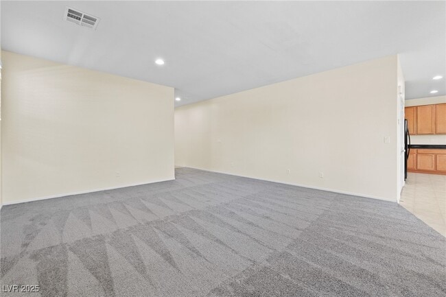 10581 Hamdem Ave in Las Vegas, NV - Building Photo - Building Photo