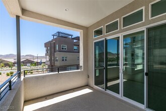 3343 Birdseye Maple Ave in Henderson, NV - Building Photo - Building Photo