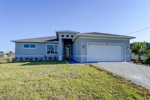 4313 NW 27th Terrace in Cape Coral, FL - Building Photo