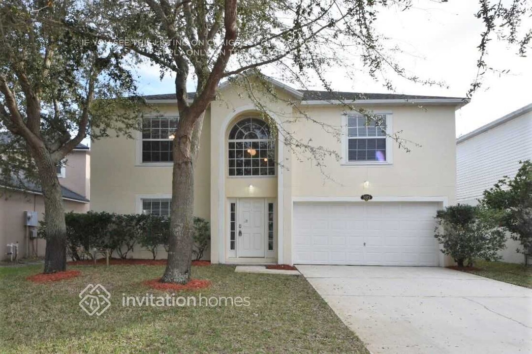 3073 Chica Cir in West Melbourne, FL - Foto de edificio
