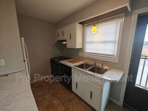 18 Broadview Hts in Thomaston, CT - Building Photo - Building Photo