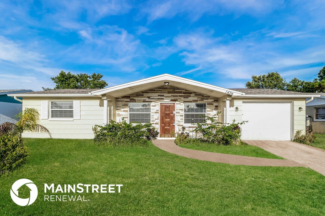 1434 Weyford Ln in Holiday, FL - Building Photo