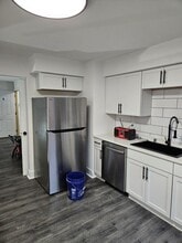 2028 S 81st St in West Allis, WI - Building Photo - Building Photo