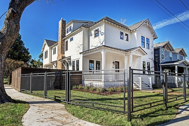 property at 1901 Bradshaw St