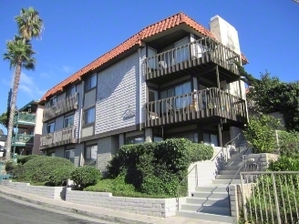 315 Acebo Ln in San Clemente, CA - Foto de edificio